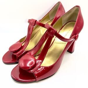 Tahari Red Patent T-Strap Heels Women’s 7 Pinup Rockabilly Peep toe Retro